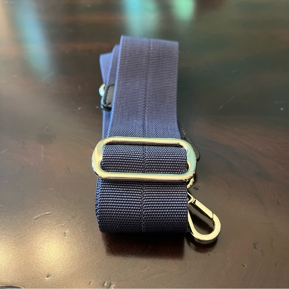 MZ Wallace Dawn/White Large Crosby Pippa - Picture 10 of 16